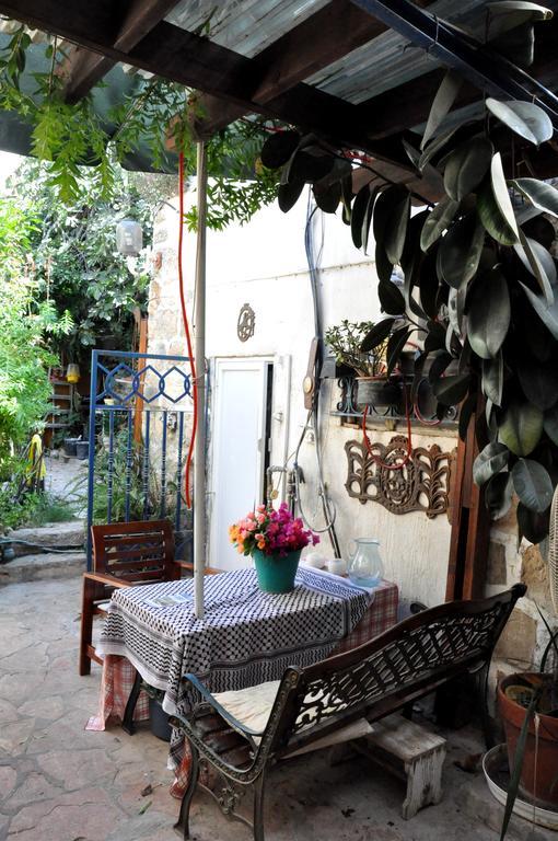 Cozy Garden Apartment Yerusalem Bagian luar foto