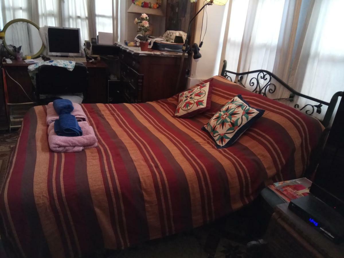Cozy Garden Apartment Yerusalem Bagian luar foto